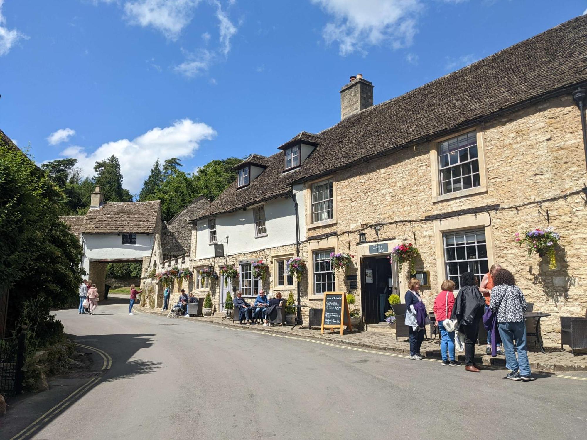 The Castle Inn Castle Combe Exterior photo