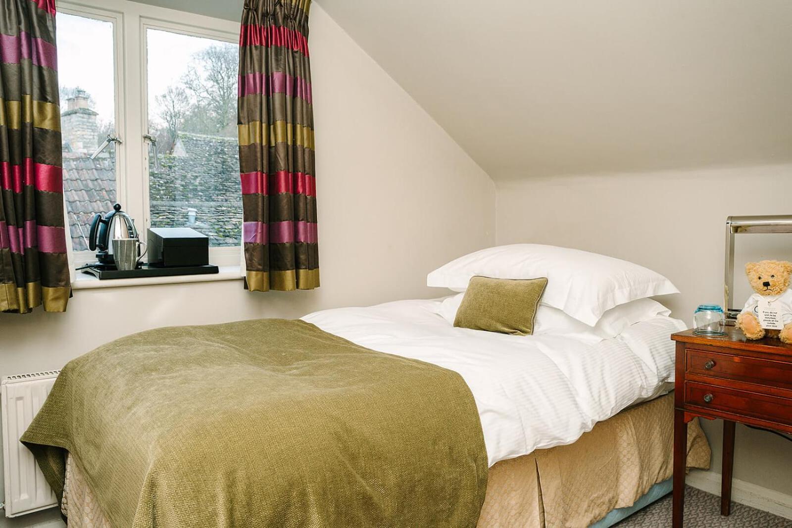 The Castle Inn Castle Combe Room photo